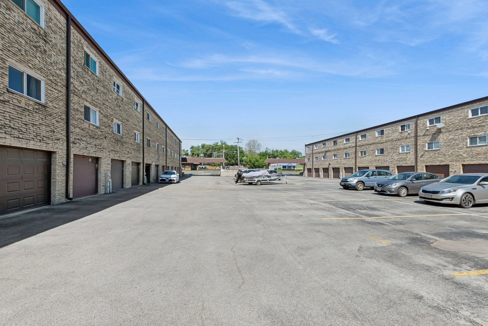 9111 South Roberts Road, Unit 7C Hickory Hills, IL 60457 - Photo 19 of 20