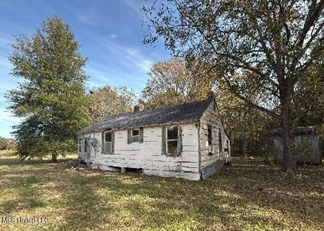 $15,900 | 3977 Richland Road, Silver City, MS 39166