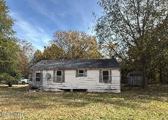 $15,900 | 3977 Richland Road, Silver City, MS 39166