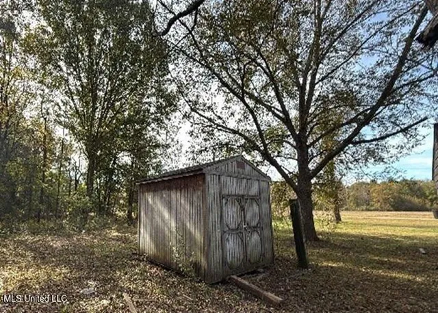 $15,900 | 3977 Richland Road, Silver City, MS 39166
