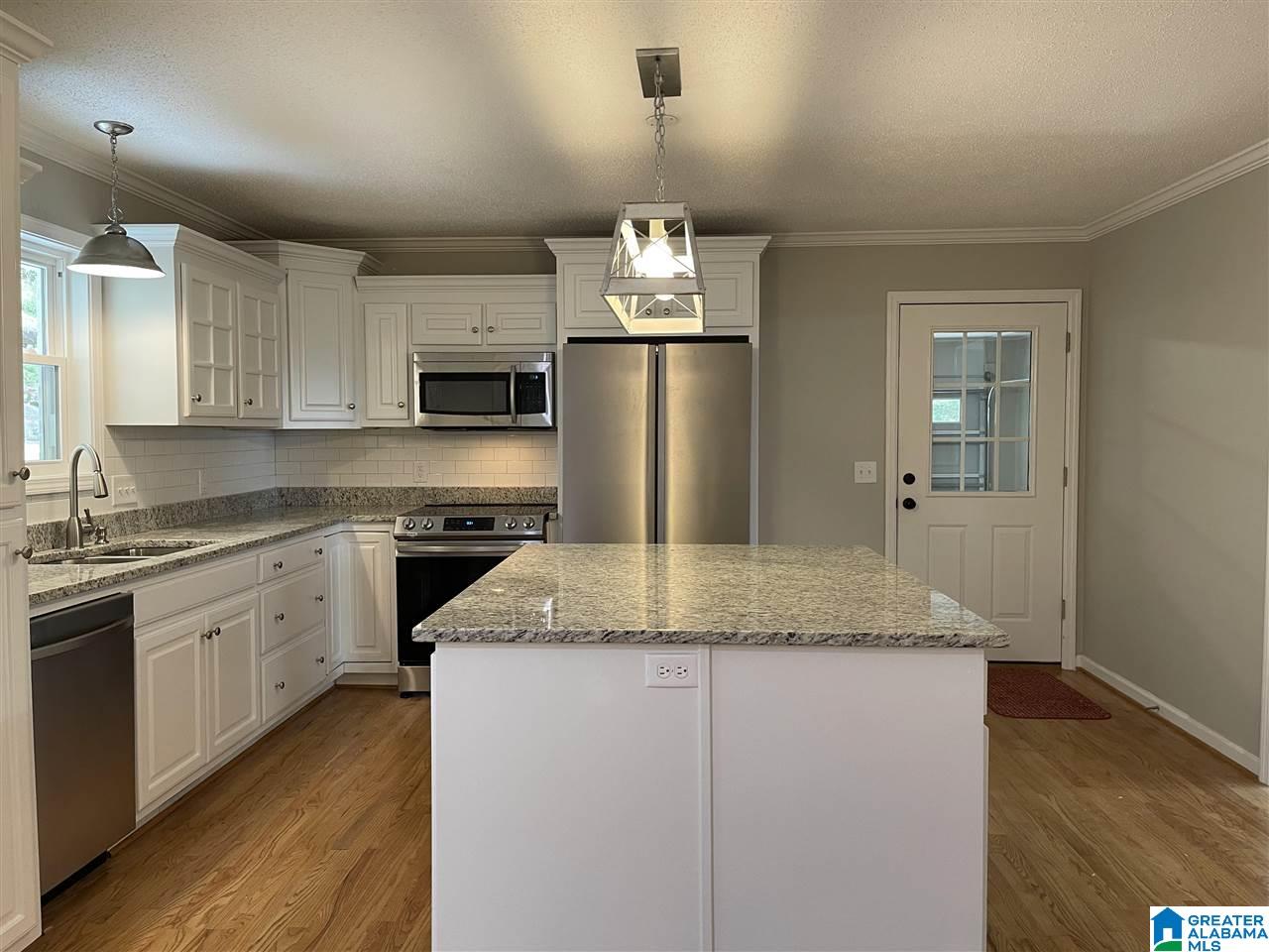 902 4th Avenue East Oneonta, AL 35121 - Photo 16 of 47