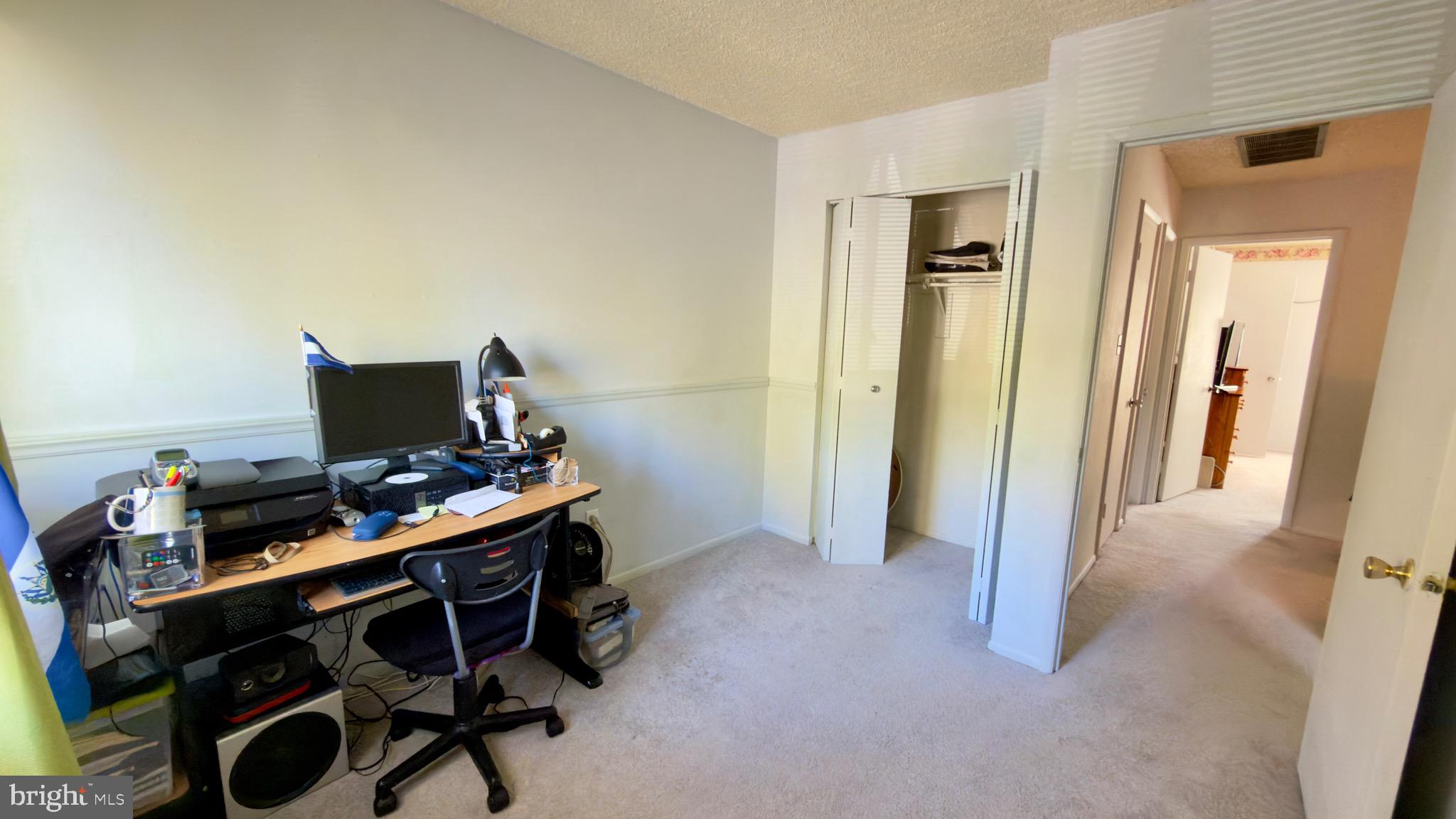 2219 Southgate Square Reston, VA 20191 - Photo 12 of 13 third bedroom