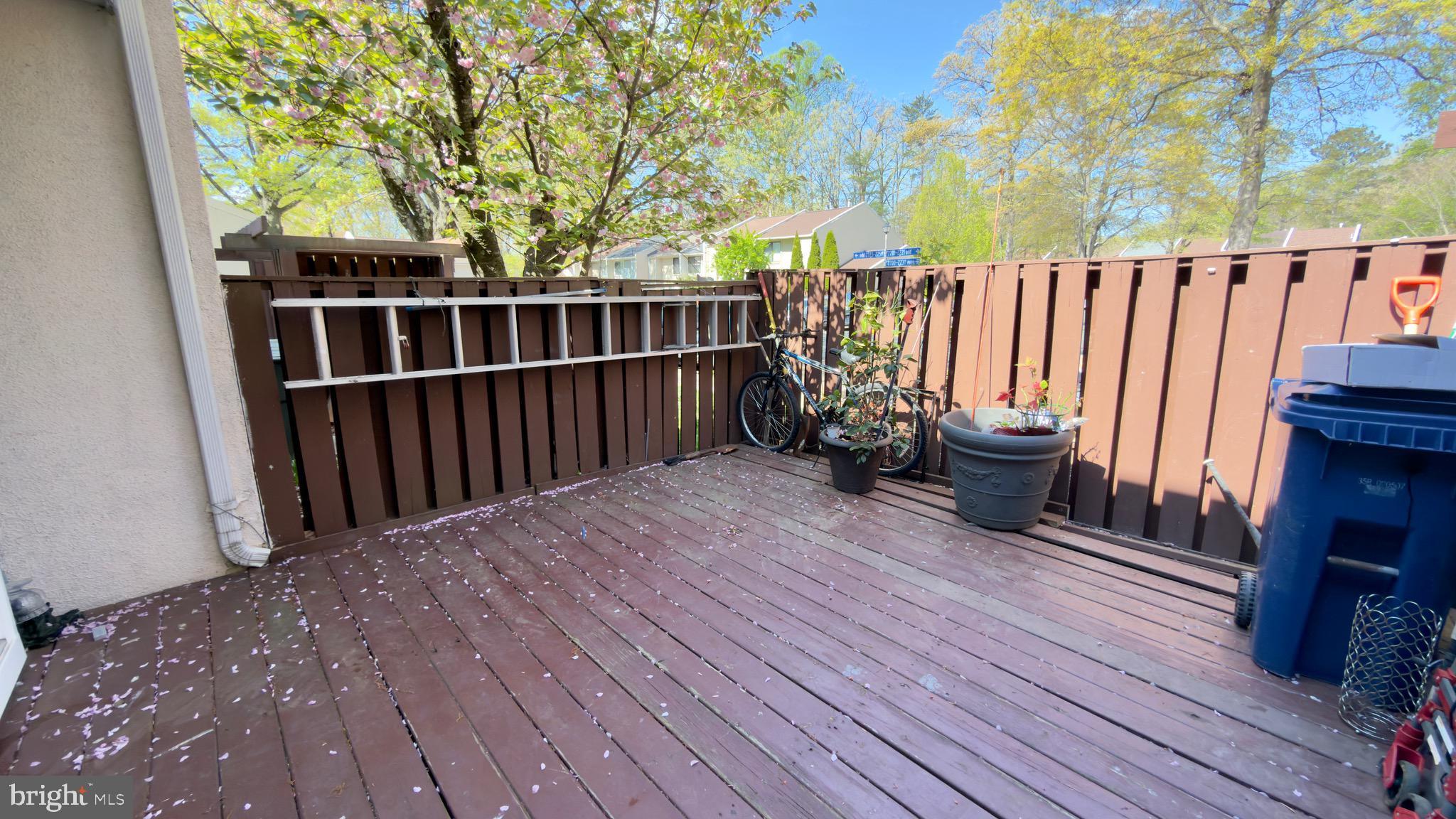 2219 Southgate Square Reston, VA 20191 - Photo 2 of 13 front deck