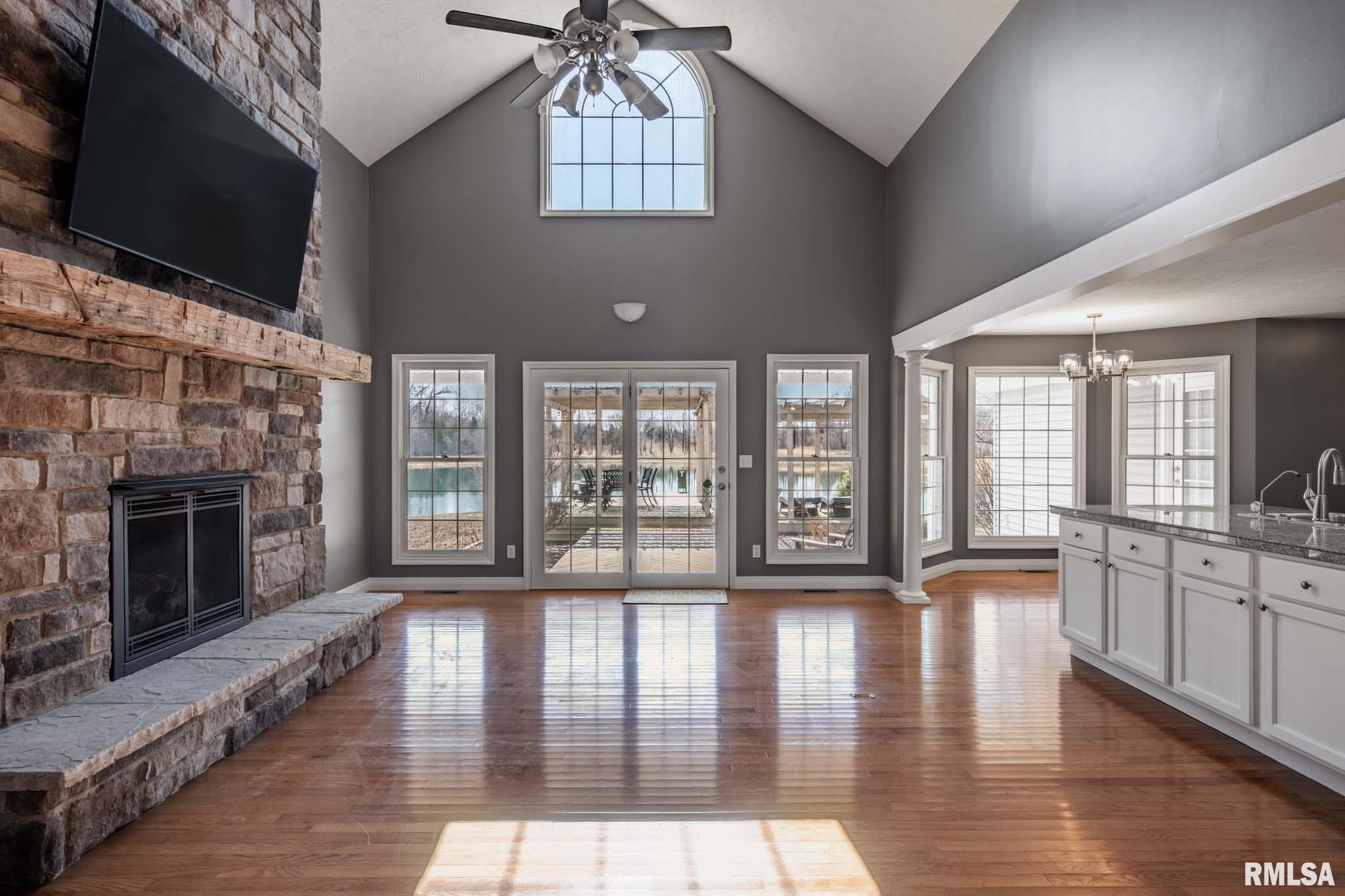 19503 Shed Church Road Marion, IL 62959 - Photo 4 of 46