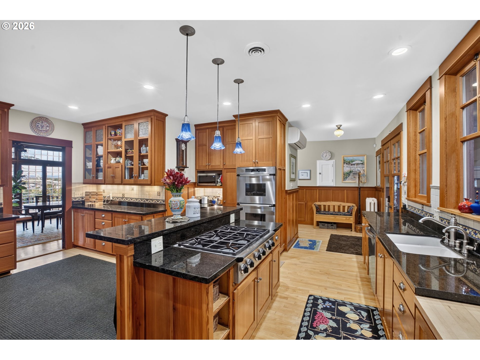 2658 Northwest Cornell Road Portland, OR 97210 - Photo 14 of 47