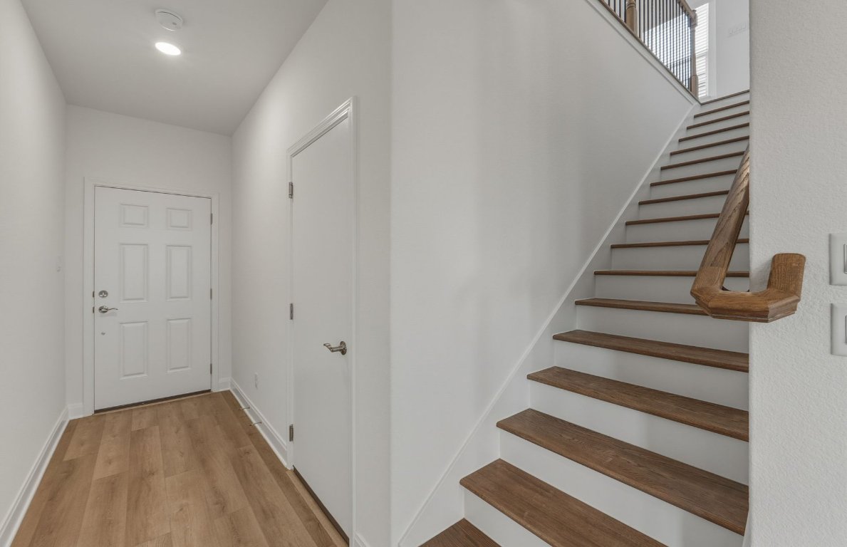 216 Daniels Dusty Trail Georgetown, TX 78626 - Photo 15 of 23 a view of entryway