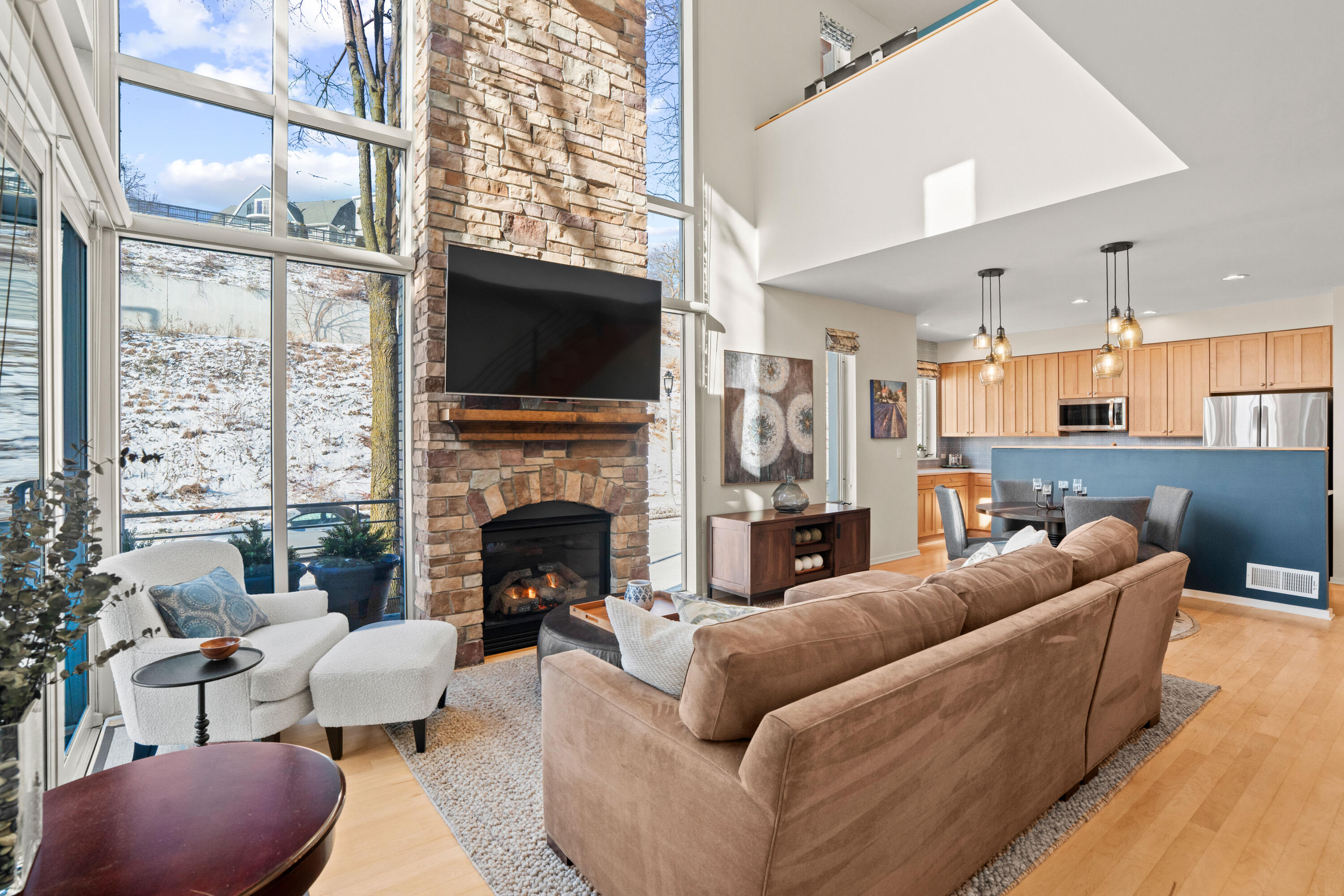 1924 North Booth Street Milwaukee, WI 53212 - Photo 3 of 33 DSC04800