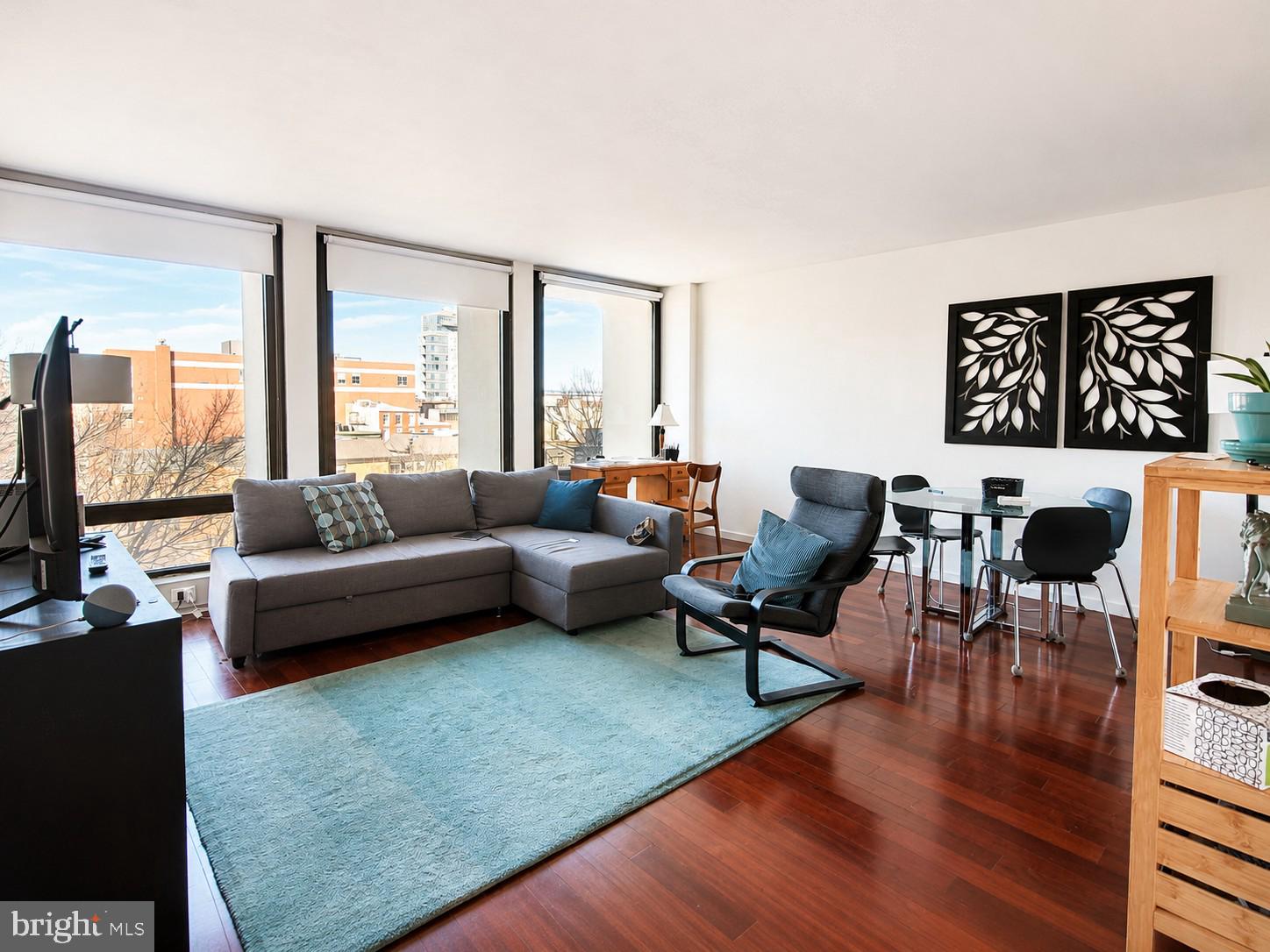 200 Locust Street, Unit 4CN Philadelphia, PA 19106 - Photo 1 of 13