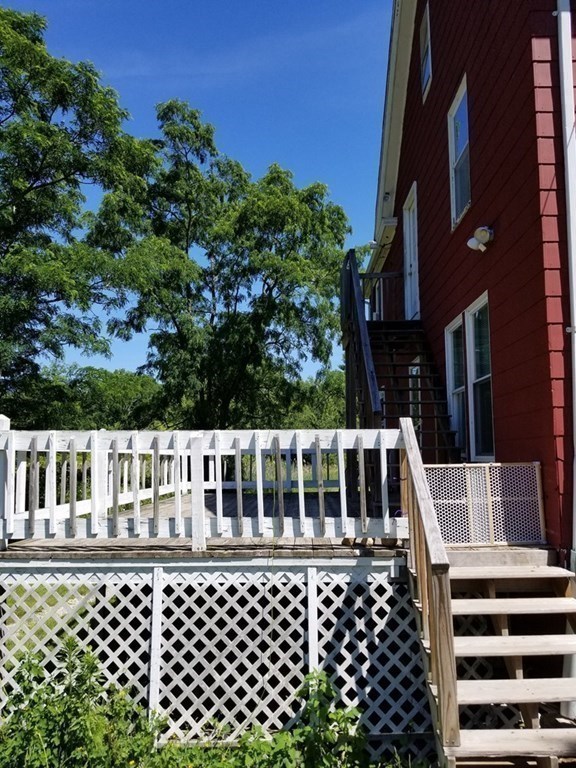 305 Westhampton Road Northampton, MA 01062 - Photo 7 of 38