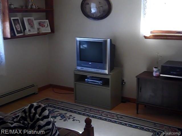 5588 North Latson Road Howell, MI 48855 - Photo 8 of 28 Latson Bed room.jpg
