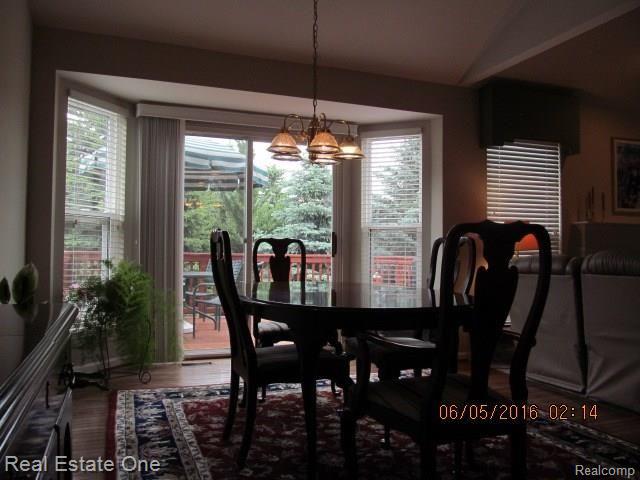 980 Churchill Circle, Unit 14 Rochester, MI 48307 - Photo 12 of 30 Gallery Image 12