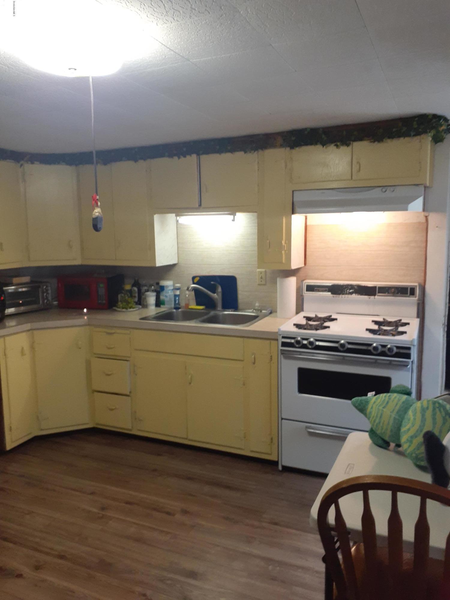 12 Albany Road West Stockbridge, MA 01266 - Photo 4 of 12 Kitchen 1