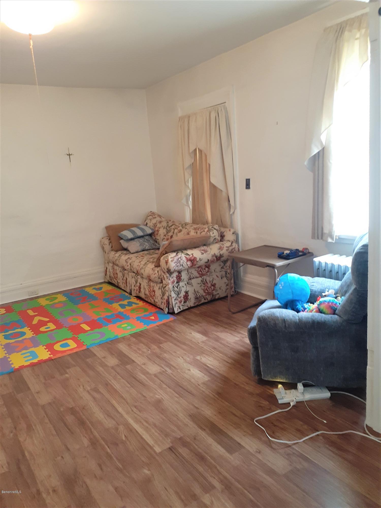 12 Albany Road West Stockbridge, MA 01266 - Photo 6 of 12 Living room 2