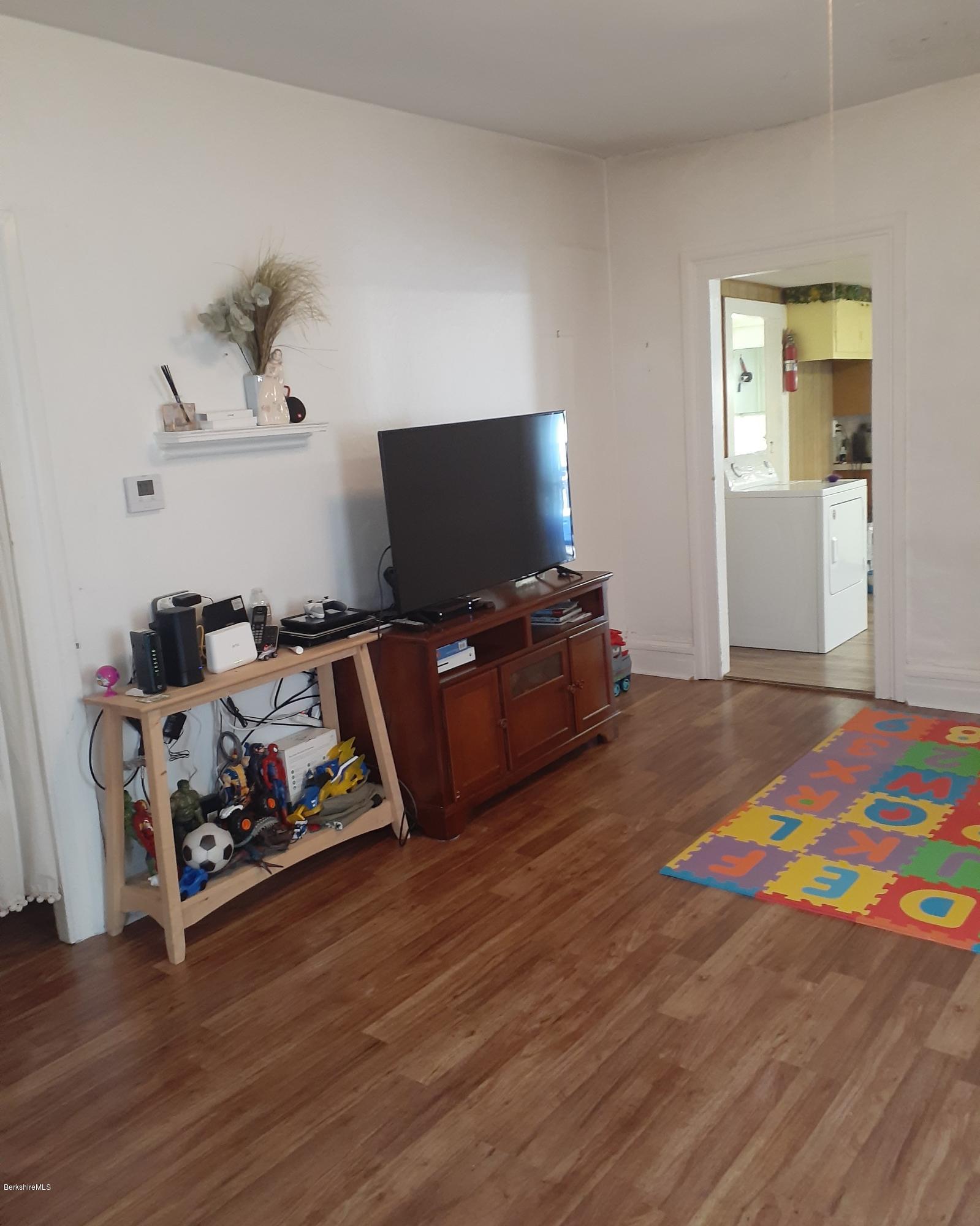 12 Albany Road West Stockbridge, MA 01266 - Photo 7 of 12 Living Room 3