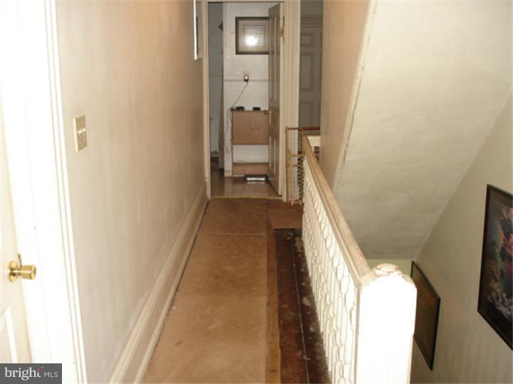 1360 Mineral Spring Road Reading, PA 19602 - Photo 10 of 12 Hallway