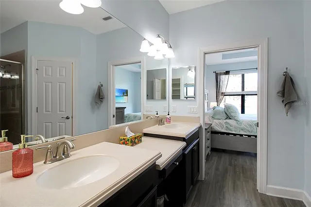 $5,000 | 5336 Vaccaro Court, Bradenton, FL 34211