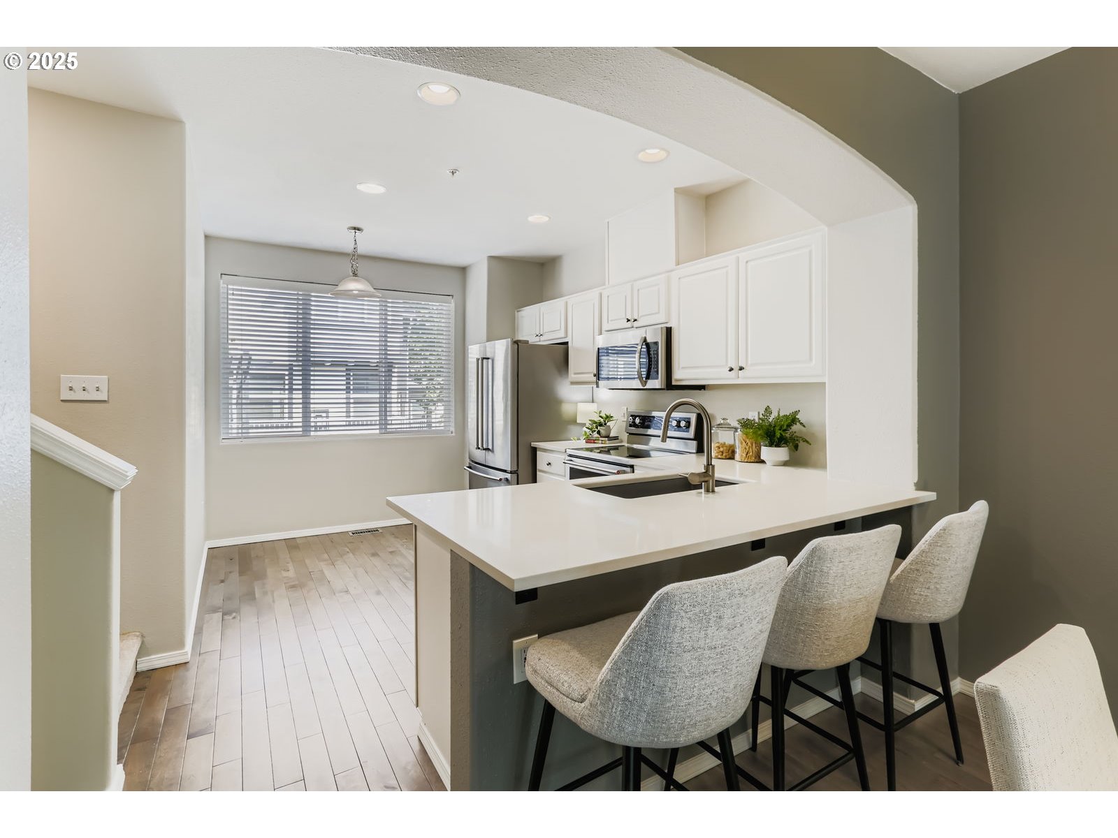 13850 Southwest Scholls Ferry Road, Unit 102 Beaverton, OR 97007 - Photo 11 of 28