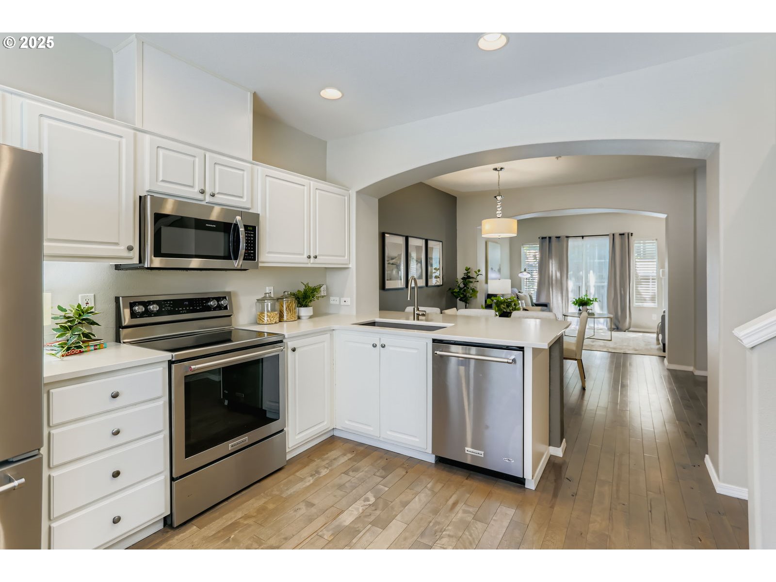 13850 Southwest Scholls Ferry Road, Unit 102 Beaverton, OR 97007 - Photo 12 of 28