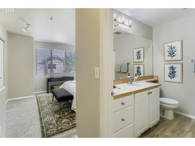 $300,000 | 13850 Southwest Scholls Ferry Road, Unit 102, Beaverton, OR 97007