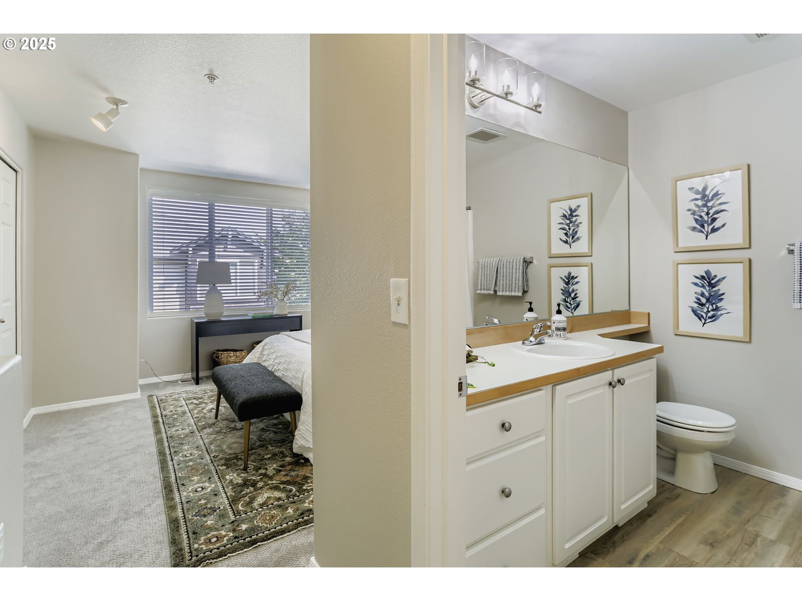 13850 Southwest Scholls Ferry Road, Unit 102 Beaverton, OR 97007 - Photo 17 of 28