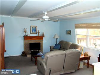 34 Euston Road West Marlton, NJ 08053 - Photo 4 of 6 Family Room