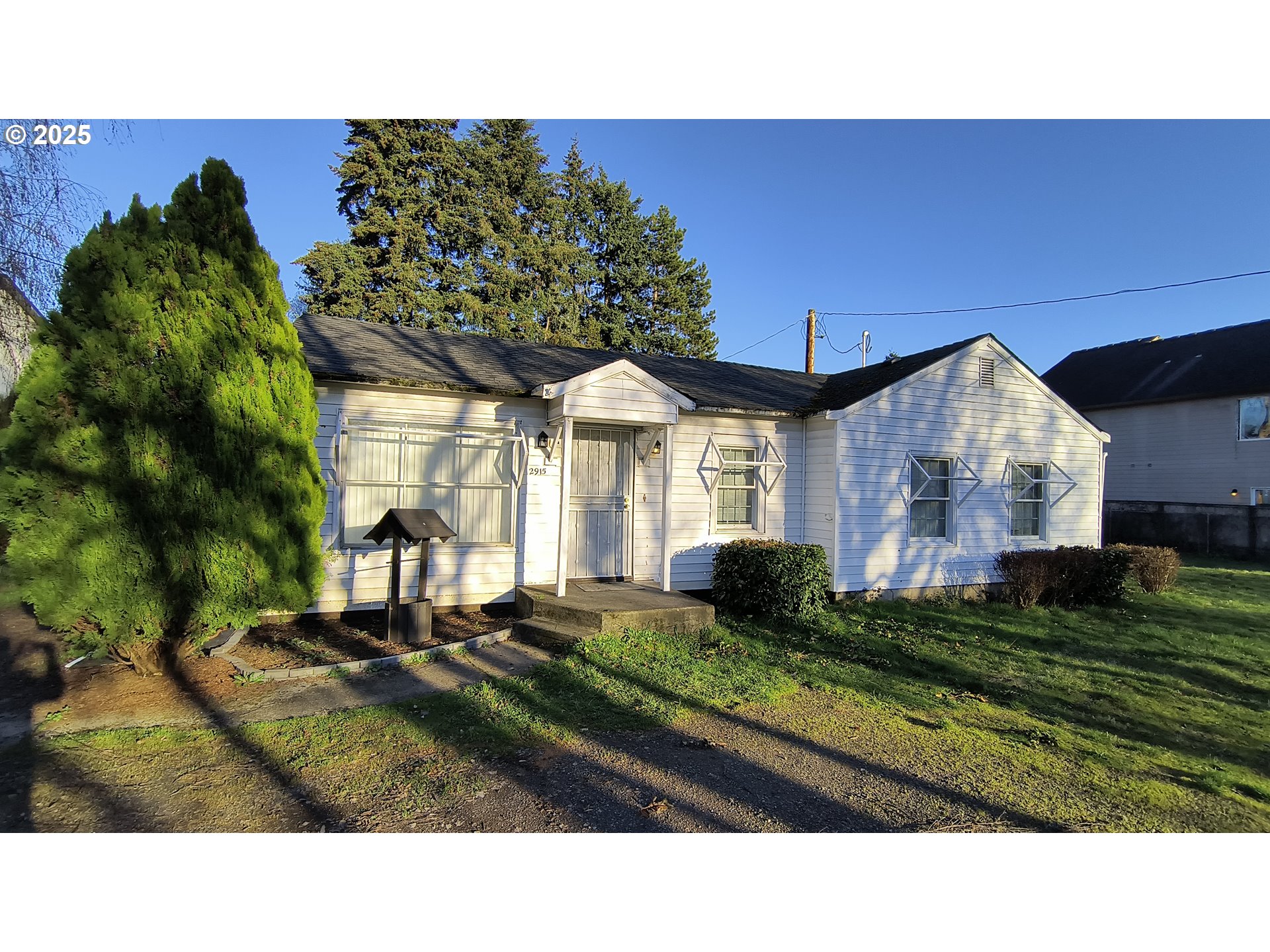 2915 Northeast Stapleton Road Vancouver, WA 98661 - Photo 1 of 17 a black and white photo of a house