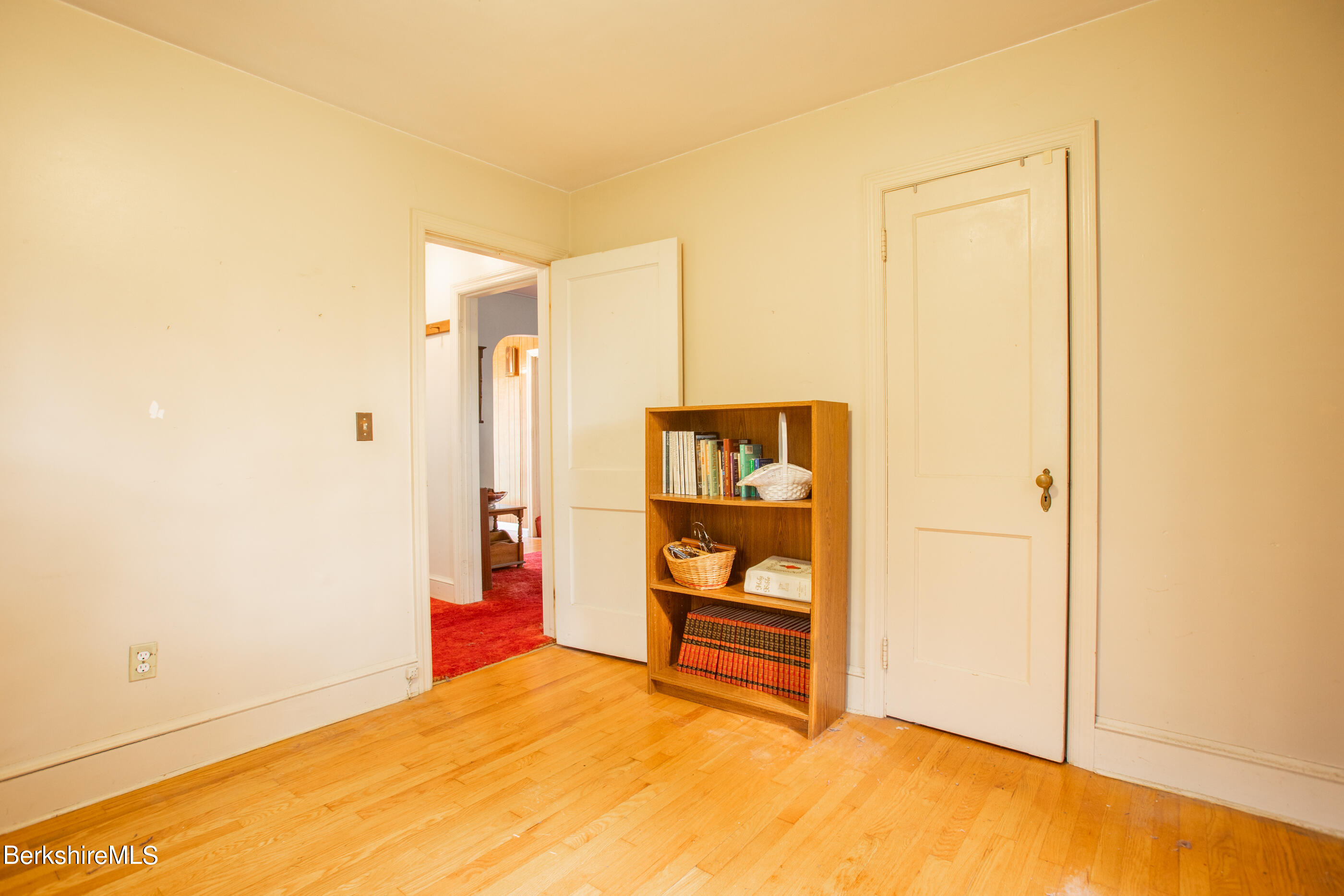 66 Ridgeway Avenue Pittsfield, MA 01201 - Photo 19 of 40 Bedroom 2