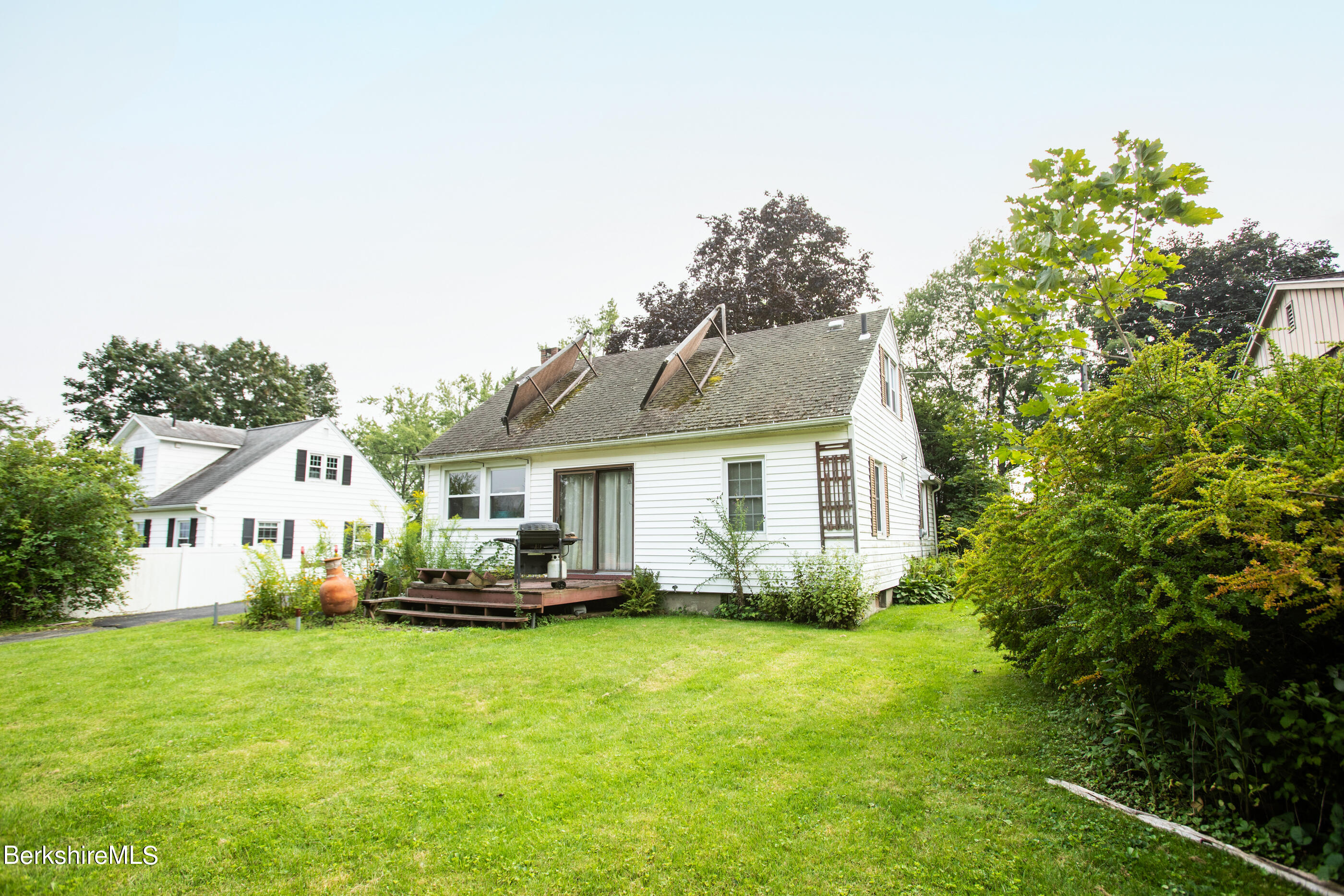 66 Ridgeway Avenue Pittsfield, MA 01201 - Photo 32 of 40 House Back