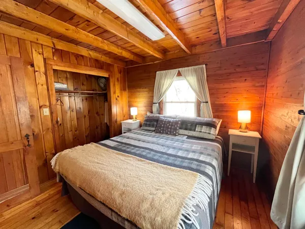 $339,000 | 274 Vermont Rte 100, West Dover, VT 05356