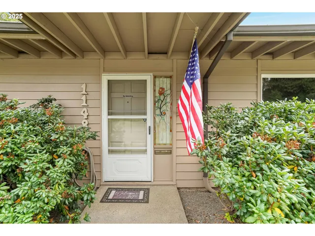 a view of outdoor space