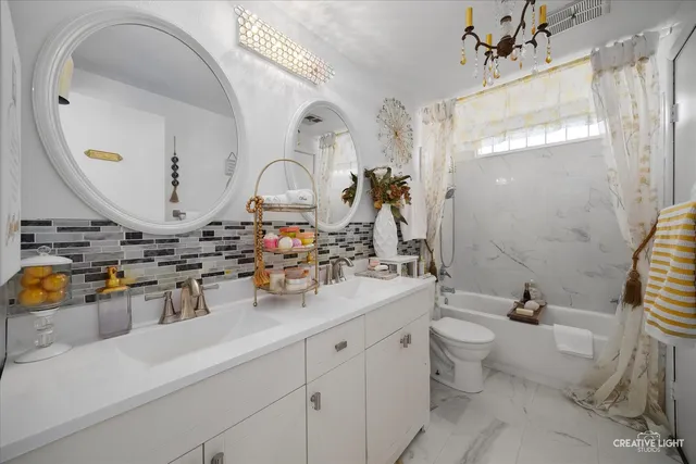 $429,000 | 1710 Arlington Drive, Hanover Park, IL 60133