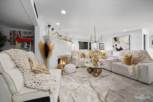 $429,000 | 1710 Arlington Drive, Hanover Park, IL 60133