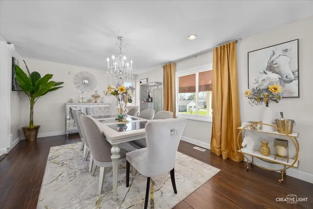 $429,000 | 1710 Arlington Drive, Hanover Park, IL 60133