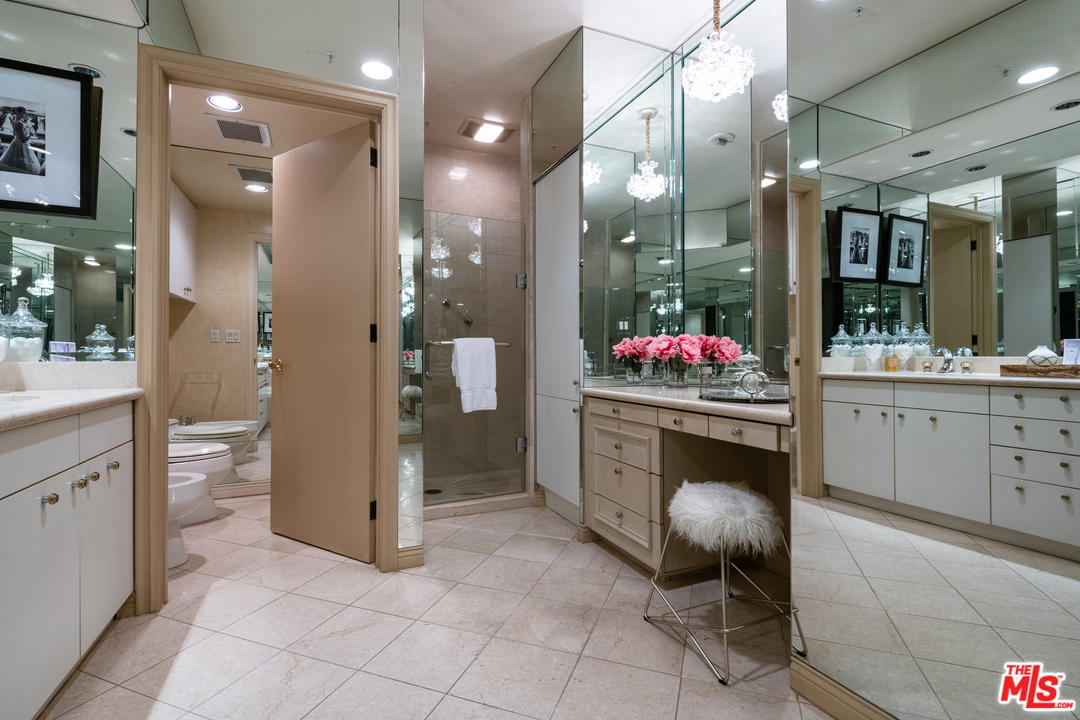 10580 Wilshire Boulevard, Unit 19SE Los Angeles, CA 90024 - Photo 20 of 24