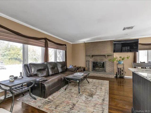 $869,000 | 1360 Wilson Road, East Meadow, NY 11554