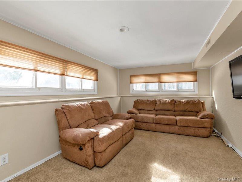 1360 Wilson Road East Meadow, NY 11554 - Photo 8 of 19