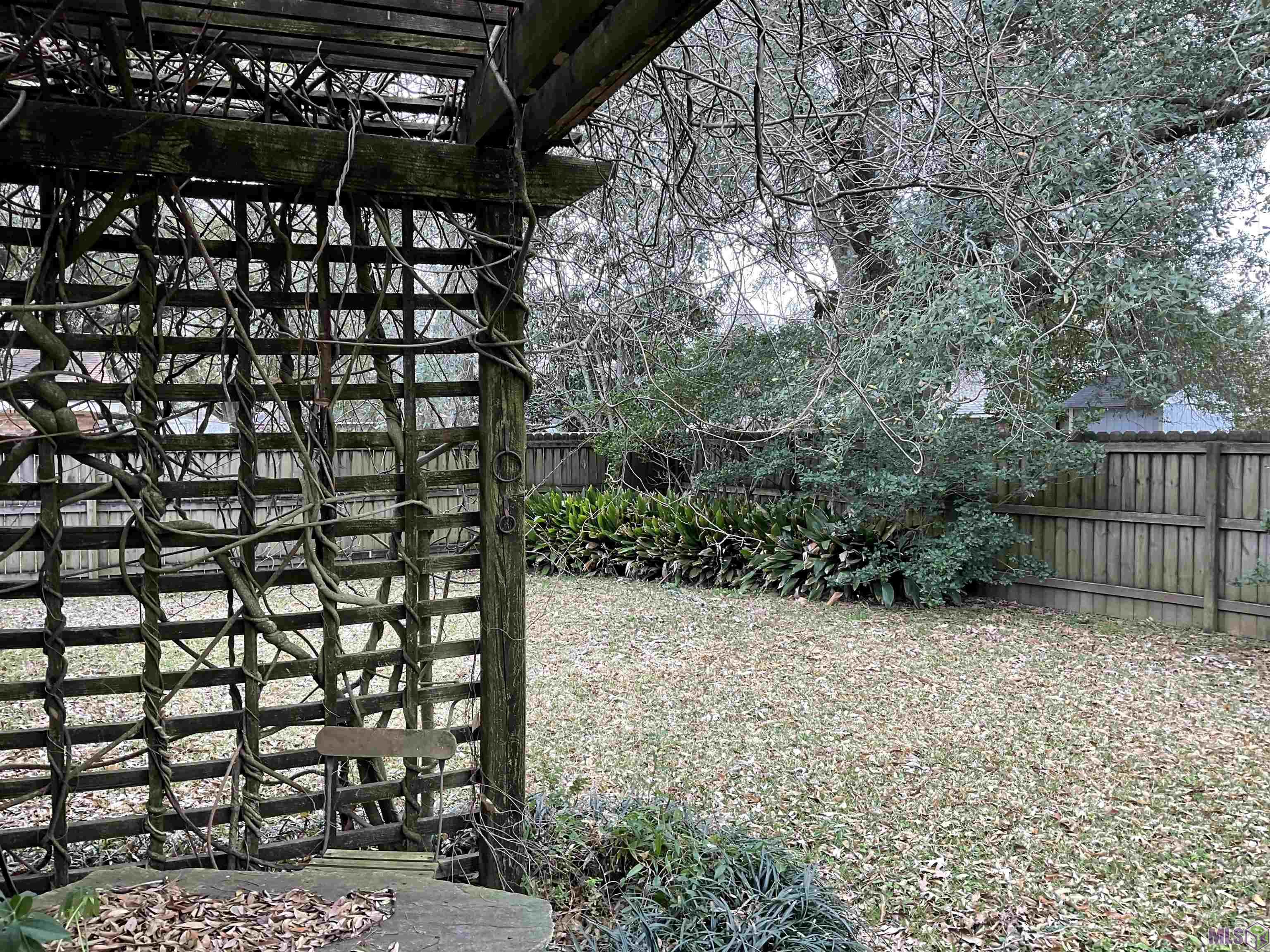 7612 Bassett Drive Baton Rouge, LA 70817 - Photo 2 of 5