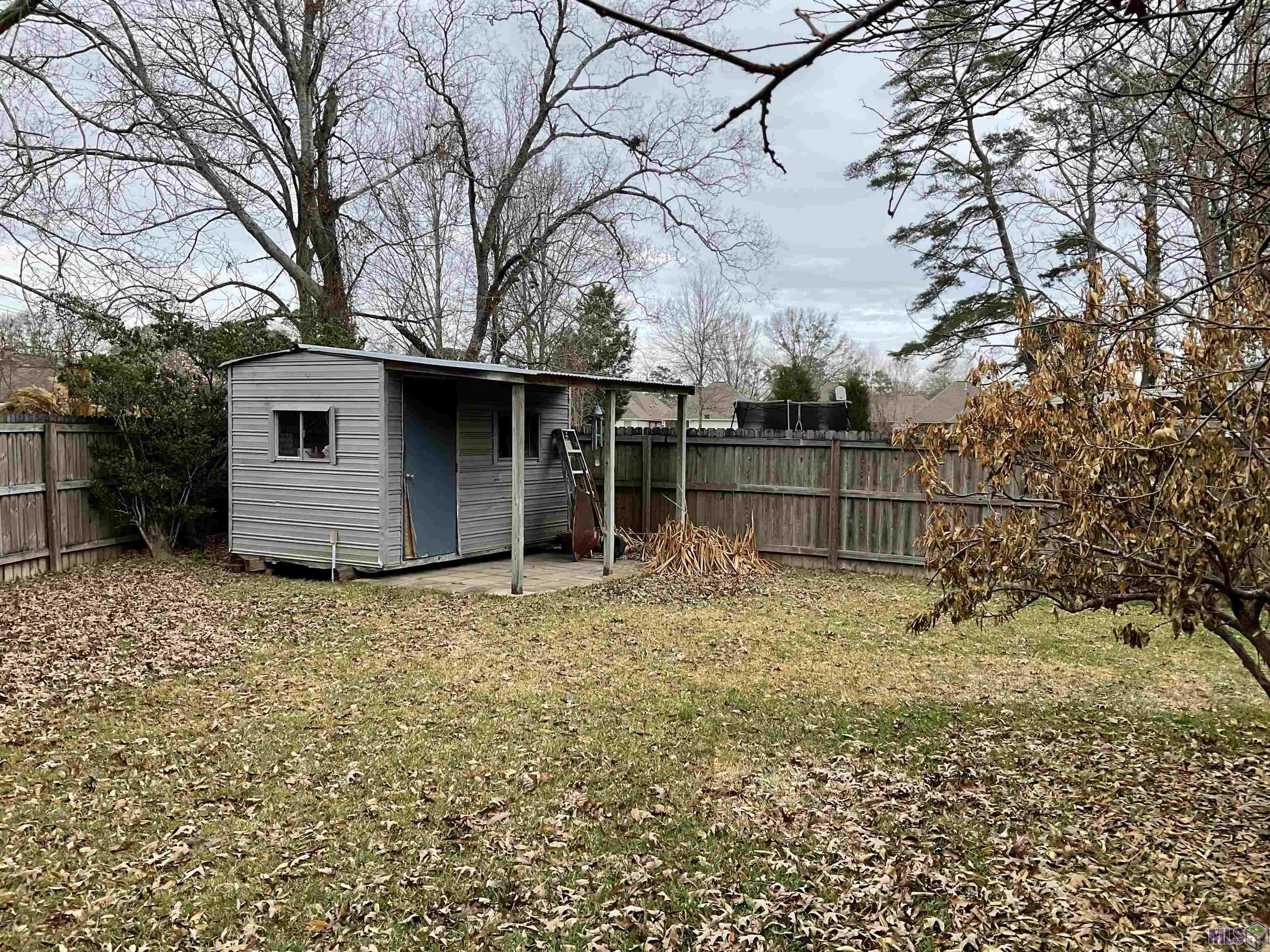 7612 Bassett Drive Baton Rouge, LA 70817 - Photo 4 of 5