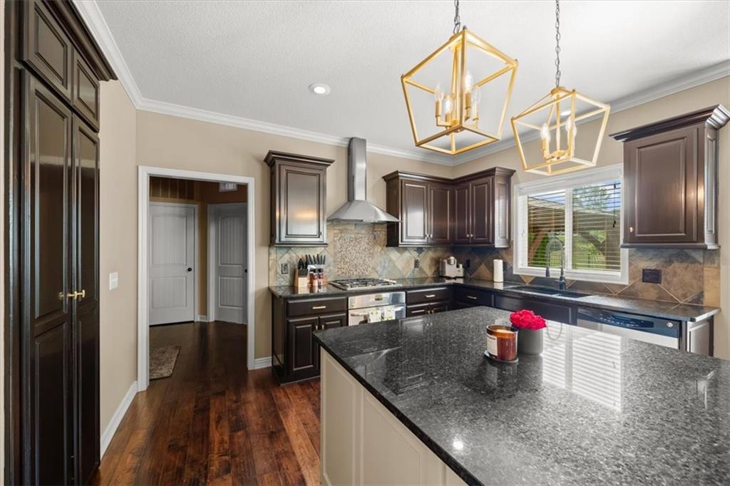 216 Ansel Adams Lee's Summit, MO 64081 - Photo 11 of 35