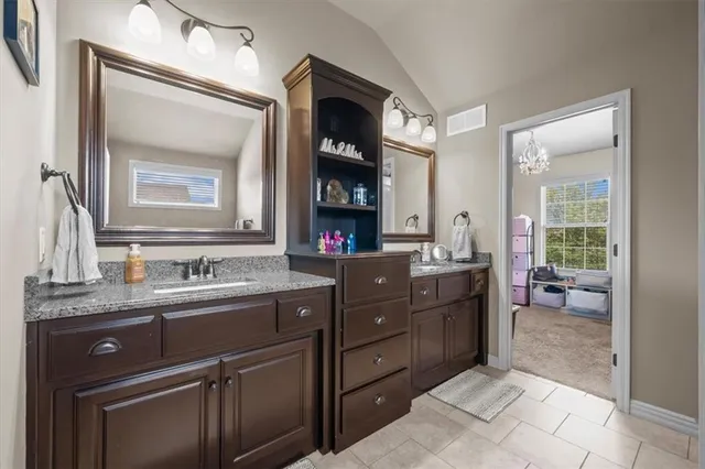 $675,000 | 216 Ansel Adams, Lee's Summit, MO 64081