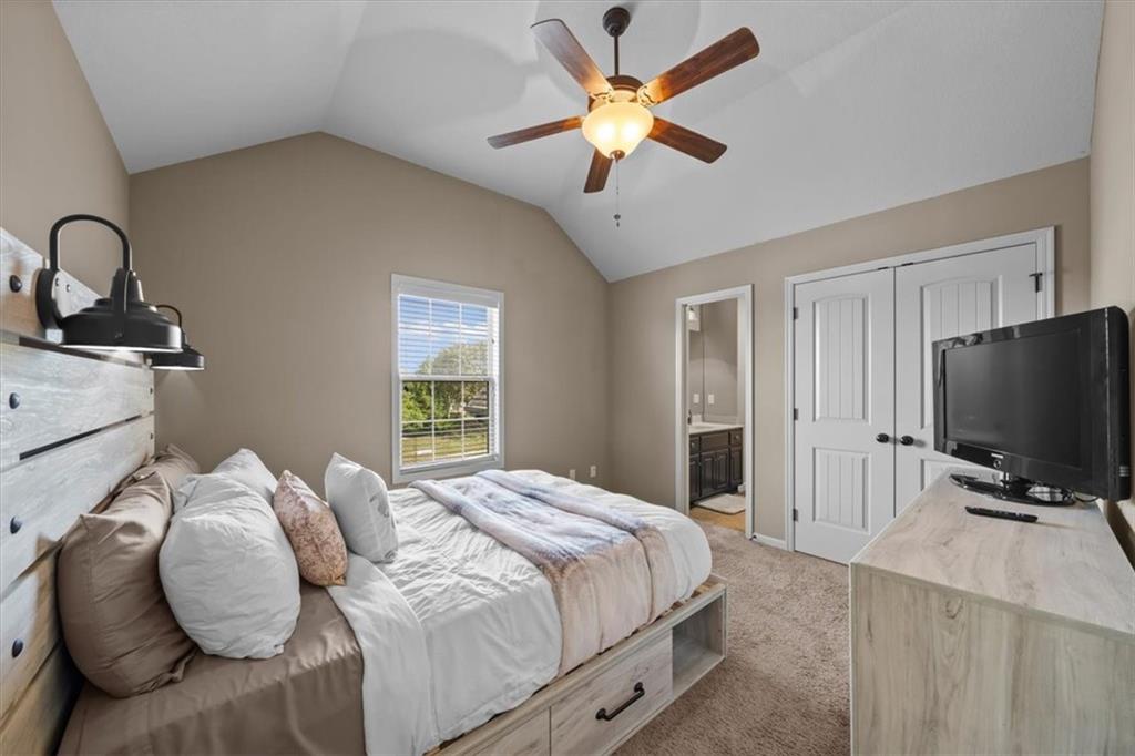 216 Ansel Adams Lee's Summit, MO 64081 - Photo 24 of 35