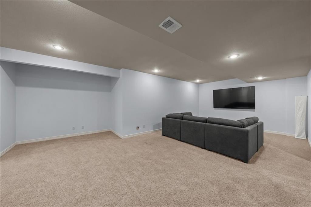 216 Ansel Adams Lee's Summit, MO 64081 - Photo 27 of 35