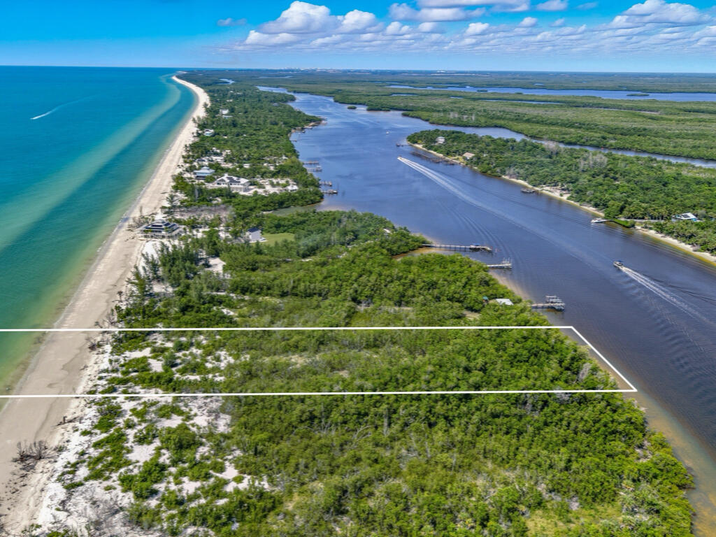 0 Keewaydin Naples, FL 34113 - Photo 3 of 18 a view of a field with an ocean