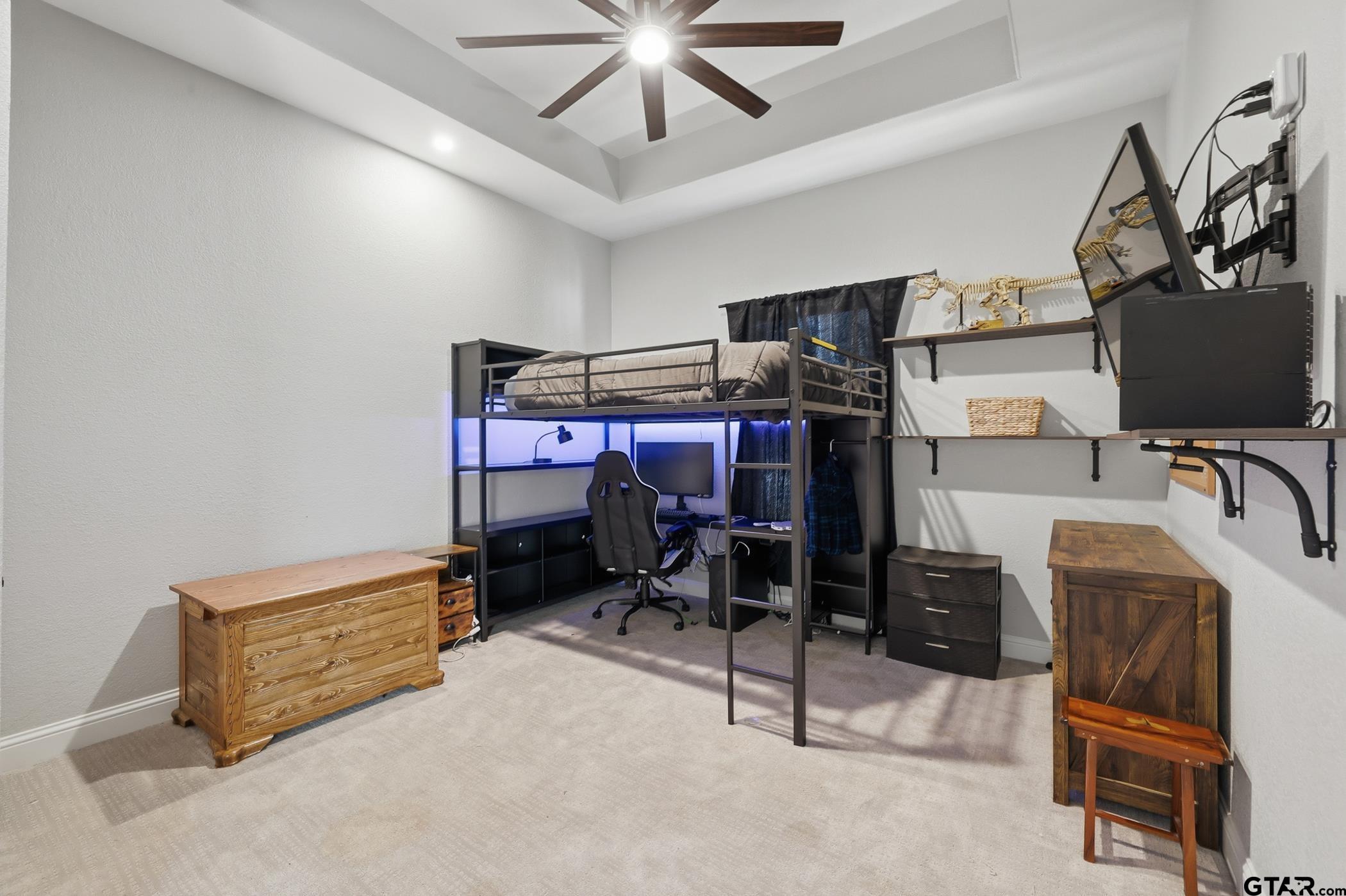 847 Calloway Road Marshall, TX 75670 - Photo 20 of 33 a bedroom with furniture and a bed