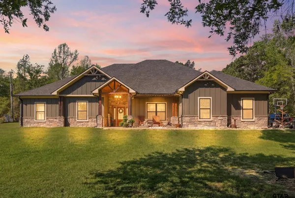 a picture of a bathroom with a sink