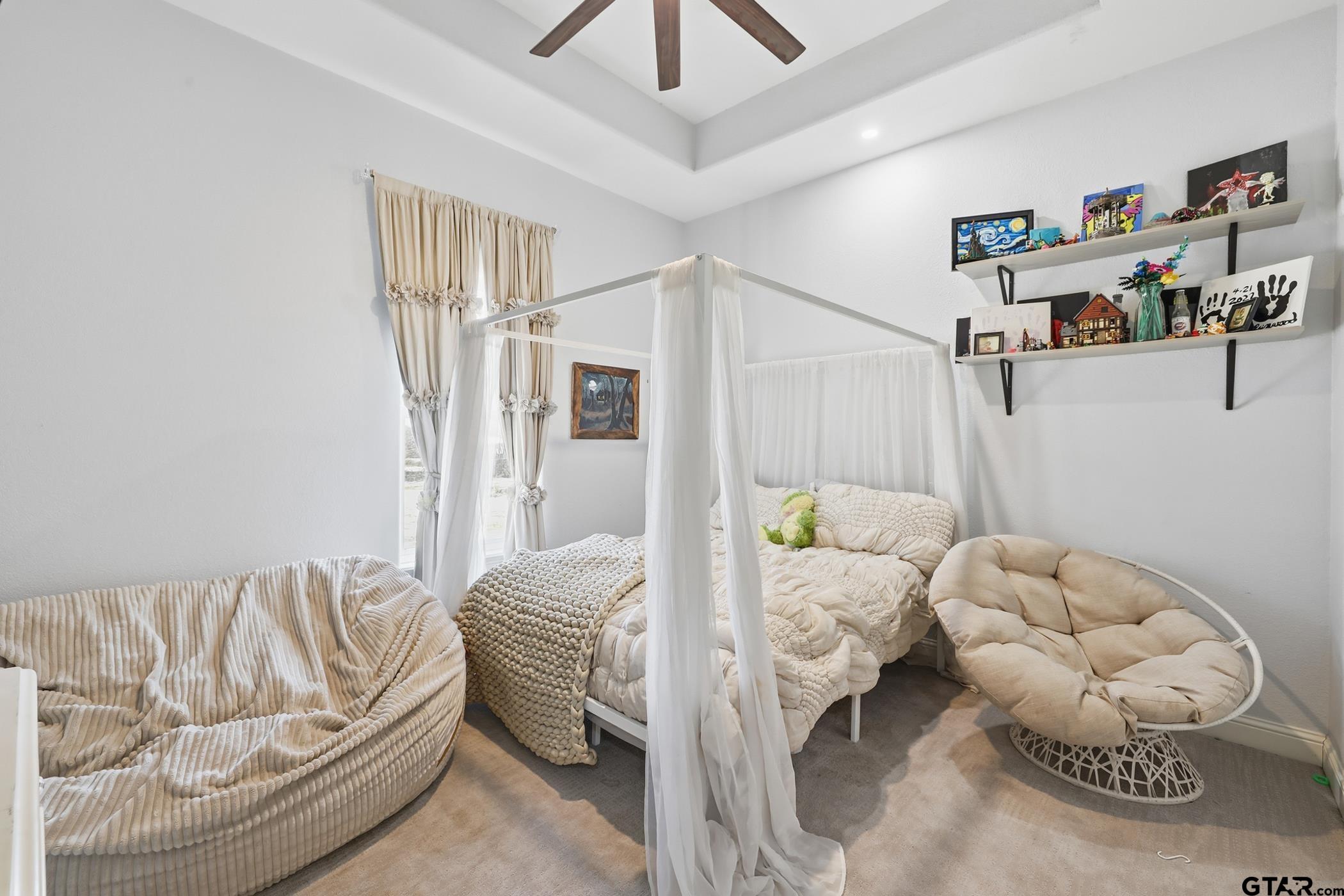 847 Calloway Road Marshall, TX 75670 - Photo 21 of 33 a bedroom with furniture and a couch