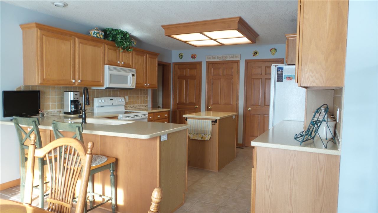 5628 North County Line Road East Auburn, IN 46706 - Photo 22 of 36 Gallery Image 22