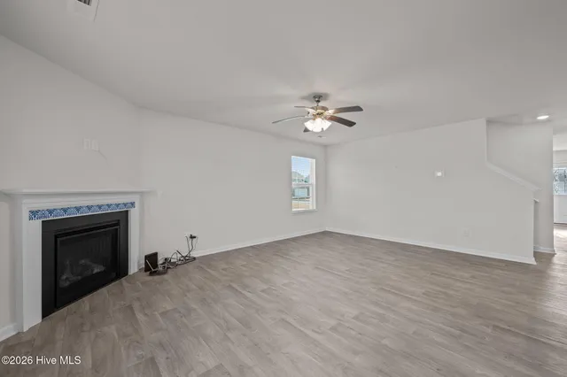 $2,400 | 725 Lake Tyler Drive, New Bern, NC 28560