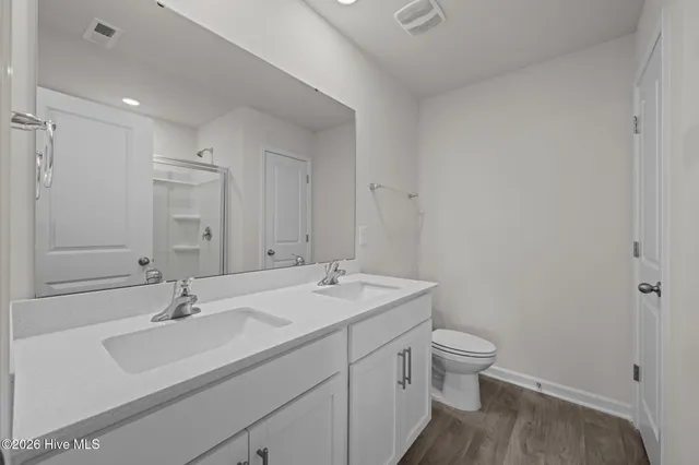 $2,400 | 725 Lake Tyler Drive, New Bern, NC 28560