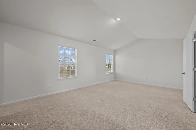 $2,400 | 725 Lake Tyler Drive, New Bern, NC 28560